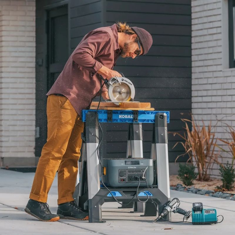 Biolite-Base-1500-watts-BaseCharge