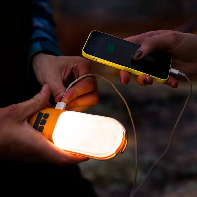 Biolite-Lampara-200-lumenes-PowerLight