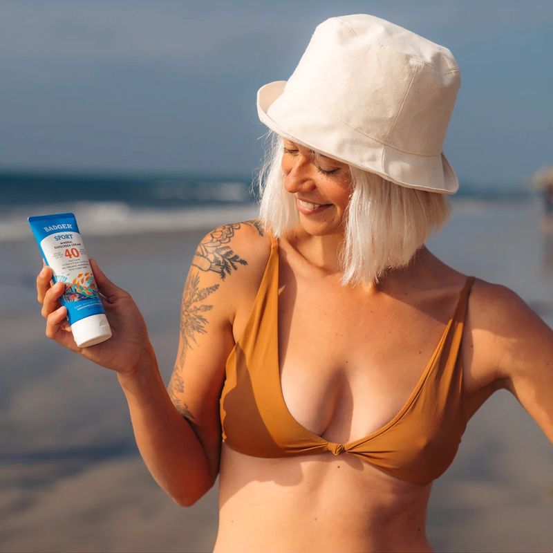 sport-mineral-sunscreen-cream-tube-spf-40-4.jpg